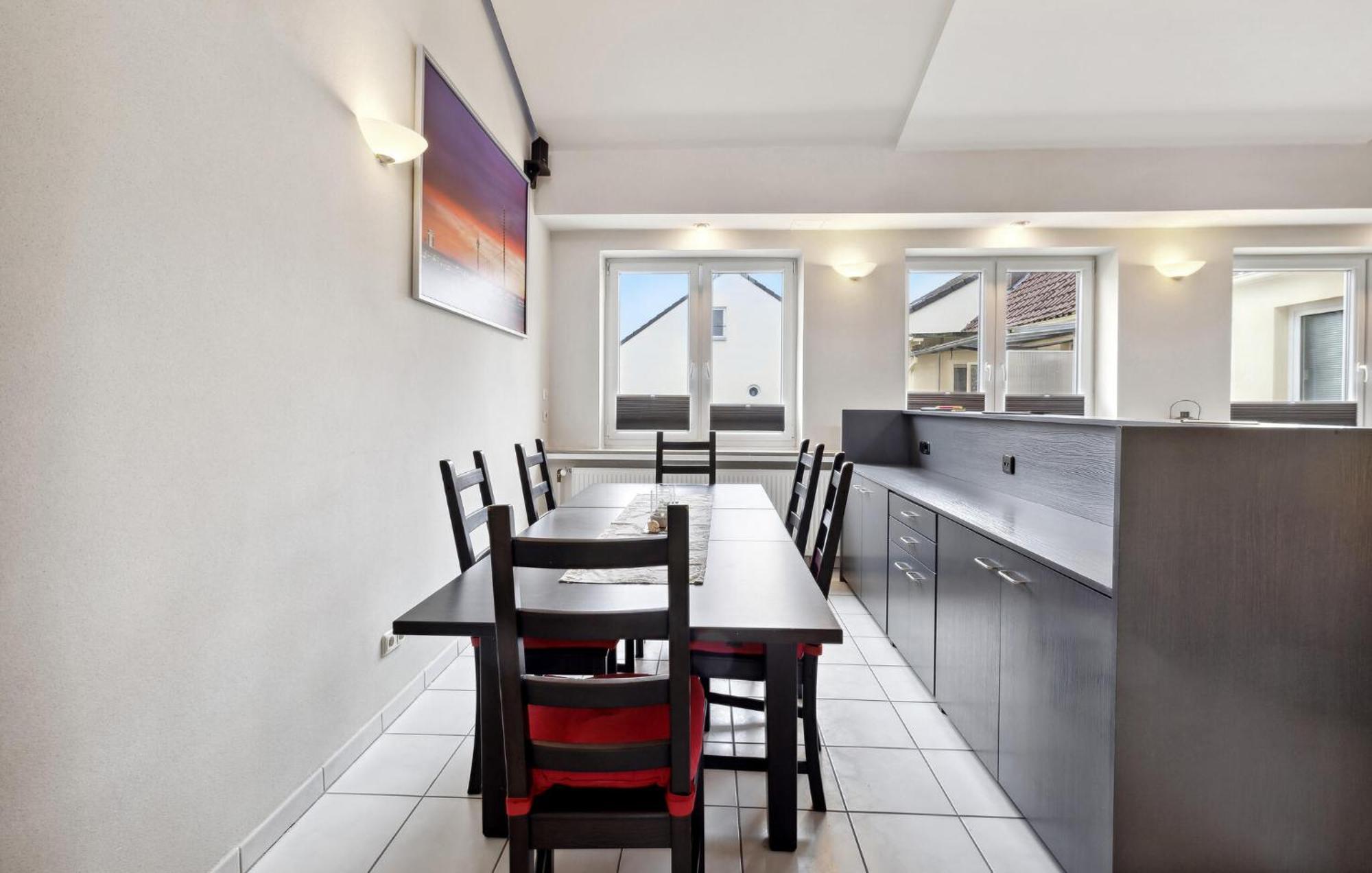 Amazing Apartment In Bremerhaven With Kitchen Bagian luar foto
